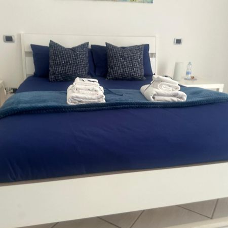 Suite 84 Holiday Home Salerno Exterior foto