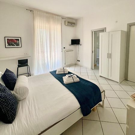 Suite 84 Holiday Home Salerno Exterior foto