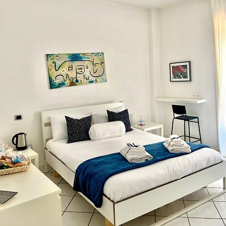 Suite 84 Holiday Home Salerno Exterior foto