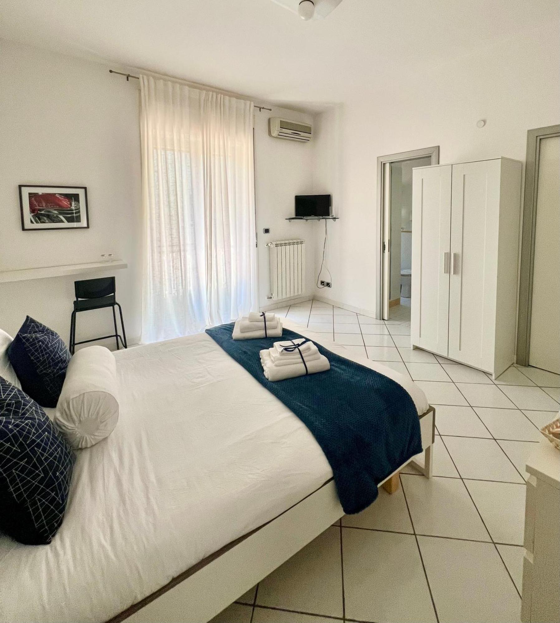 Suite 84 Holiday Home Salerno Exterior foto